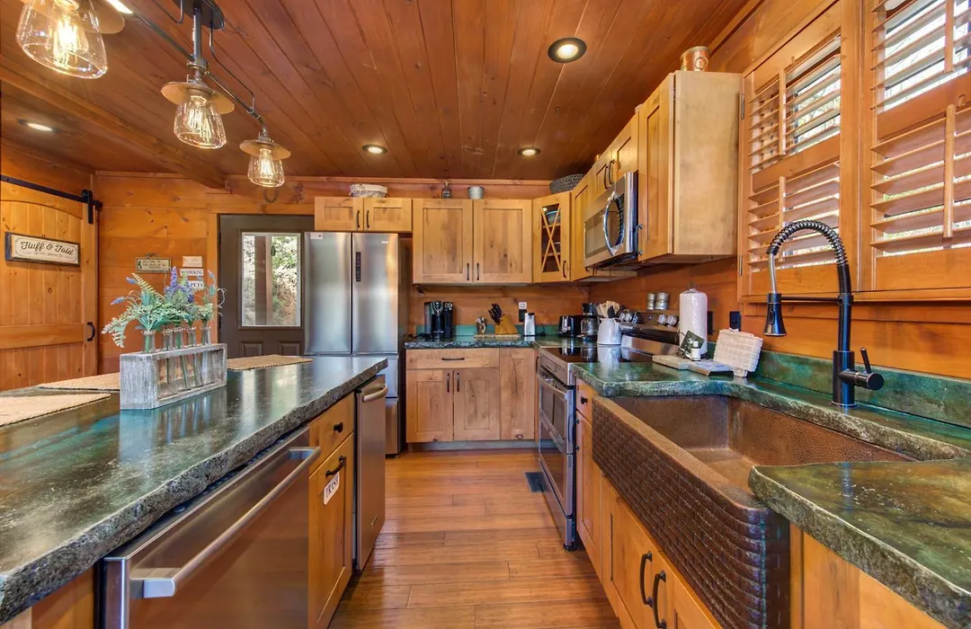 The Buckhorn By Stony Brook Cabins-1